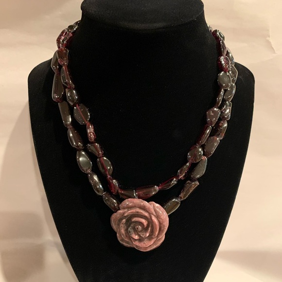 Necklace - Picture 3 of 3